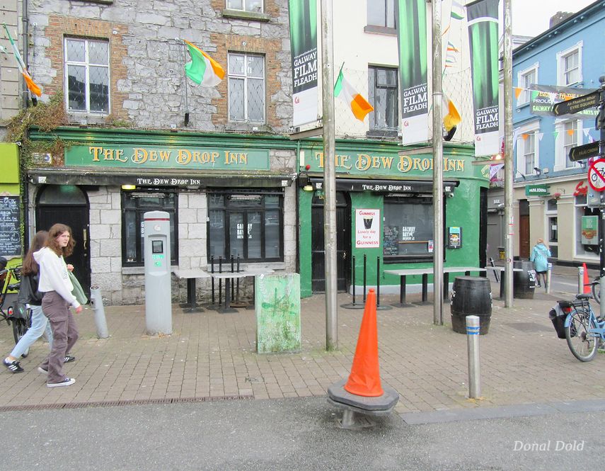 The Dew Drop Inn, Galway City Centre